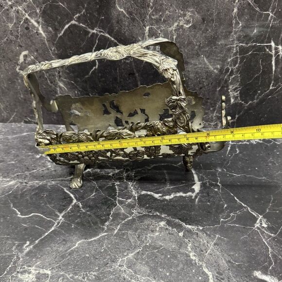 Vintage Grapevine Lot Arthur Court Tray, Wilton Mold, Glass Ewer, Wine Holder - Picture 15 of 16